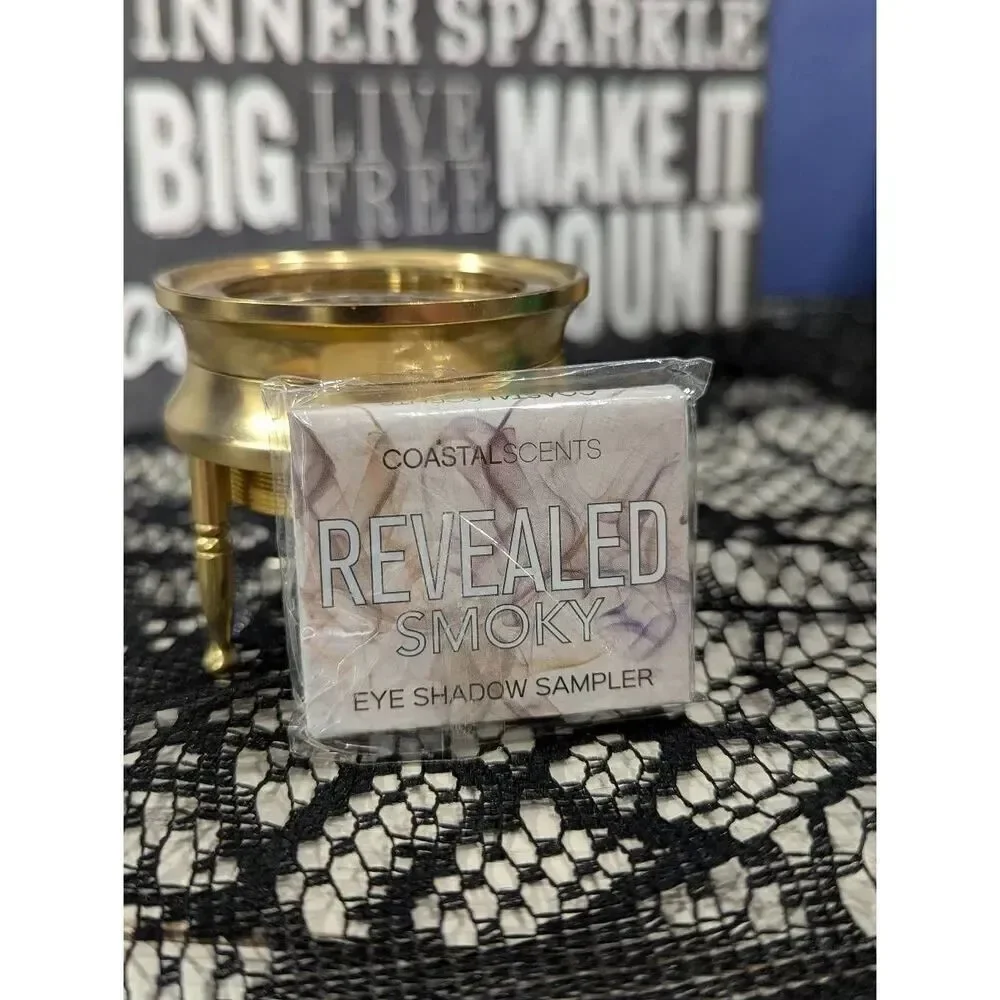 5/25 Coastal Scents Revealed Smoky Eye Shadow Duo